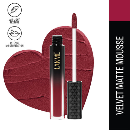 Lakme Xtraordin-Airy Velvet Matte Lip Mousse - Love Me Red 4.6g