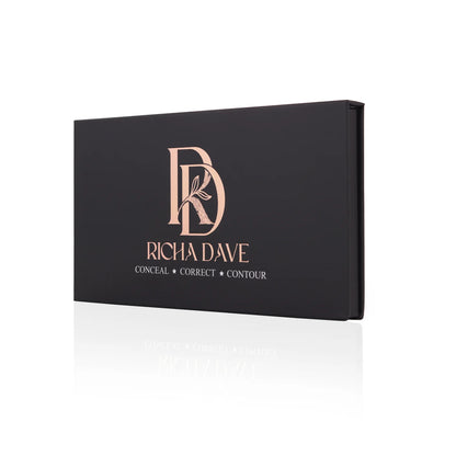 Richa Dave Conceal & Correct Palette – 8‑Shade Cream Corrector & Concealer